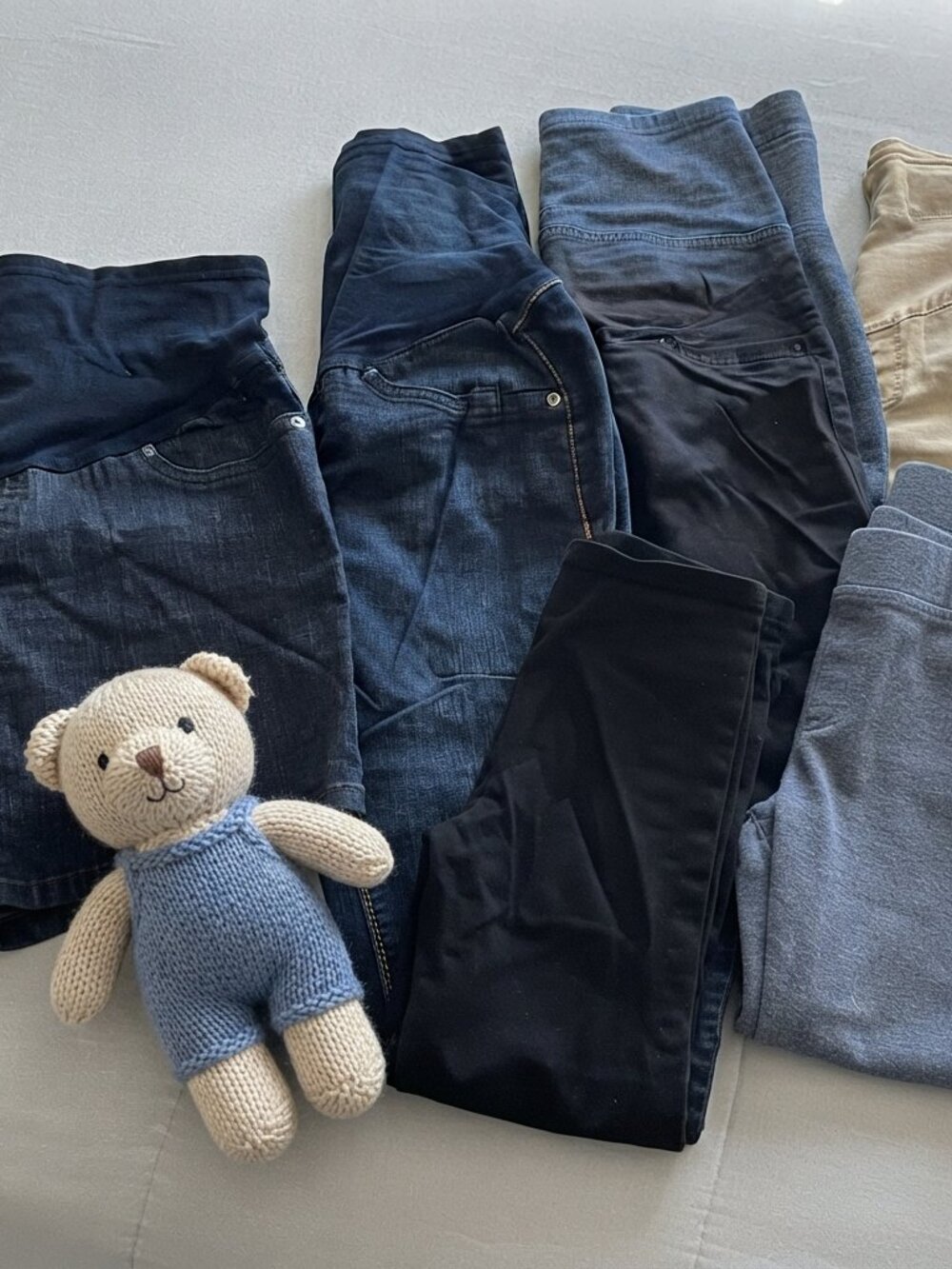 🌟Host Pick🌟Maternity Bundle 6 Pairs Denim Jeans Shorts Joggers S 8